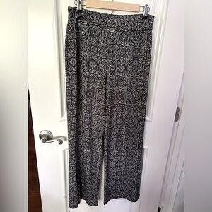 Studio 253 Lightweight Wide Leg Pant